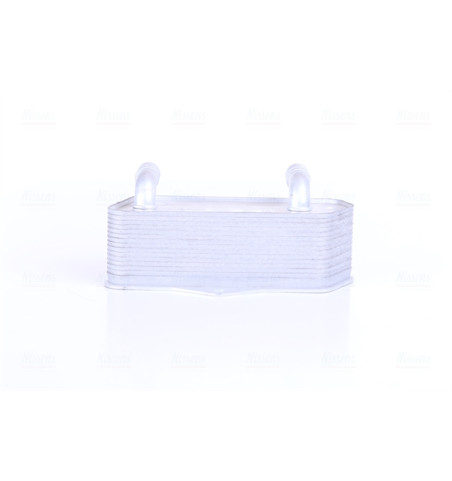 Radiatore Olio Motore Nissens 90700, Qualità Garantita E Dimensioni Compatte 140x106x23 Mm